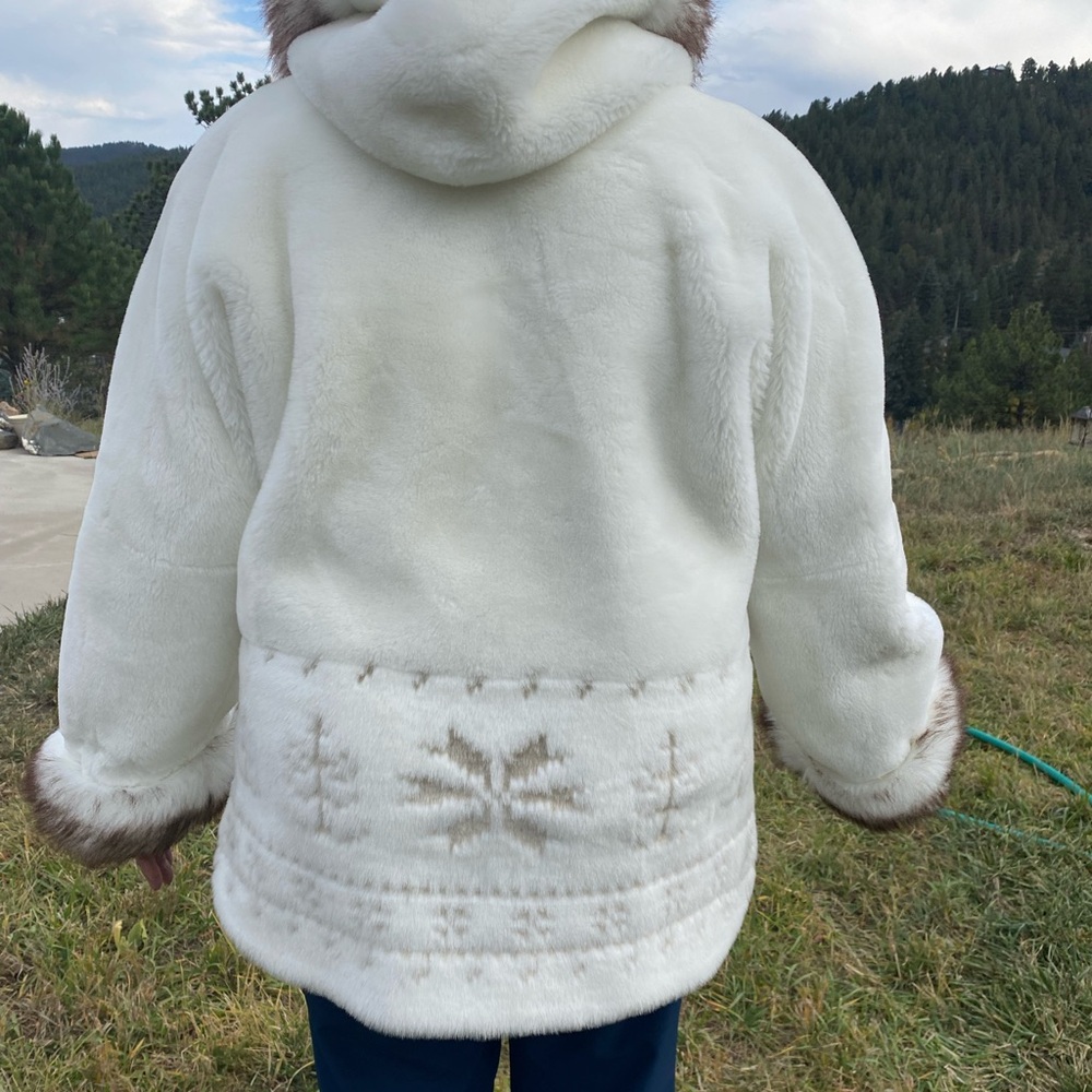 Coldwater Creek winter jackets size petite small more like a medium-large white